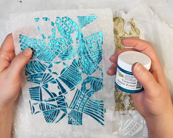 Using TCW Turquoise Stencil Butters with StudioLight Grunge Masks
