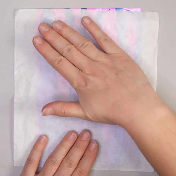 Removing Excess Alcohol Lift Ink from Alcohol Ink Surface with a Kleenex