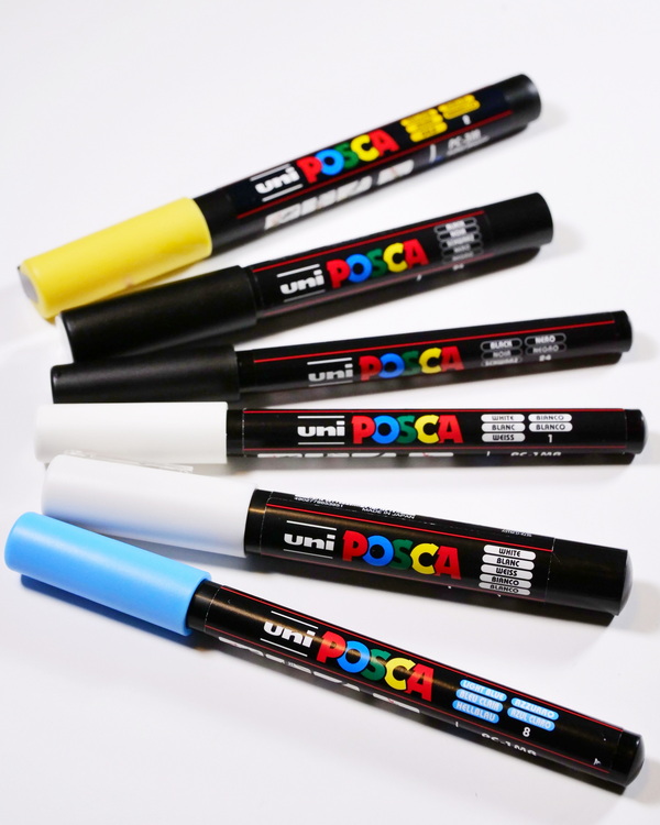 POSCA vs CRAFTY PARROT/STA Acrylic Markers