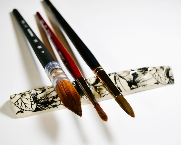 Choosing the Best Artists Gifs, Choosing a Watercolor Brush