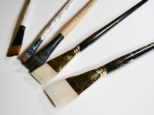 Choosing the Best Brushes for Acrylic Artists