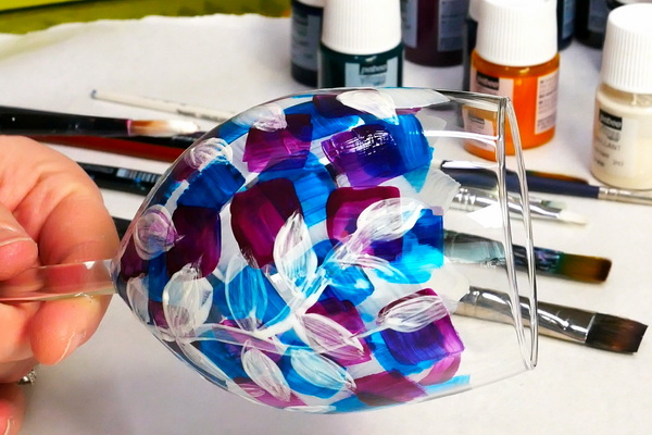 Get the Best Results with Glass Painting