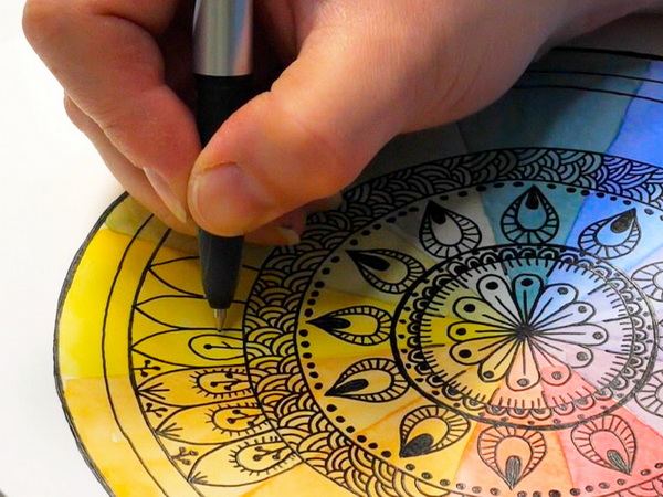 How to Create a Colorful Mandala Using the Color Wheel - Hop-A-Long Studio