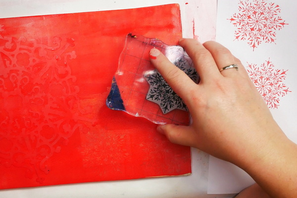 Resist Stamping onto a Gelli Plate using a Tim Holtz Stamper's Anonymous Snowflake Stamp