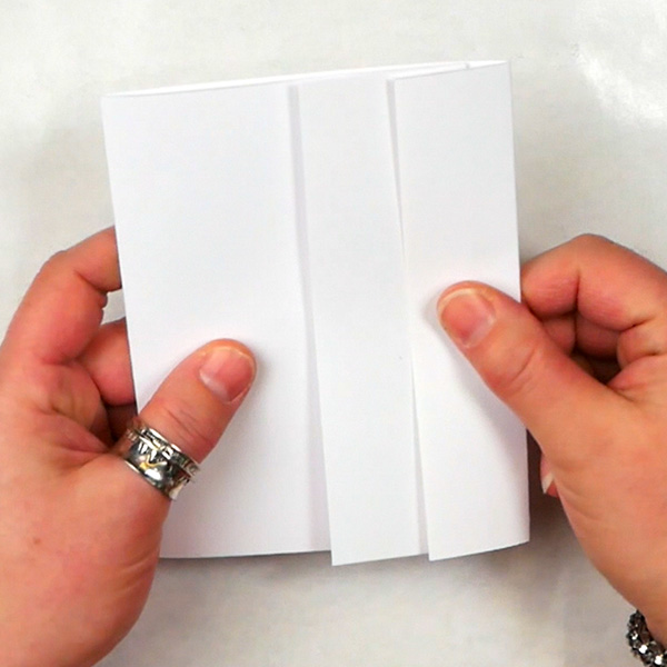 How to create a folded card with a belly band