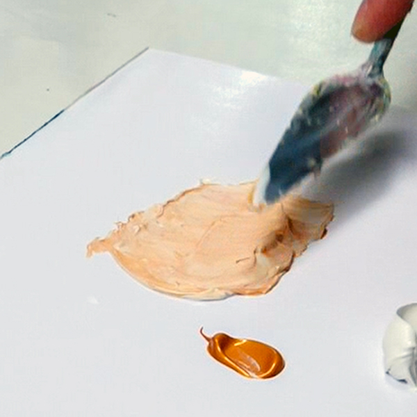 Mixing Amsterdam Deep Gold Paint with Liquitex Flexible Modeling Paste