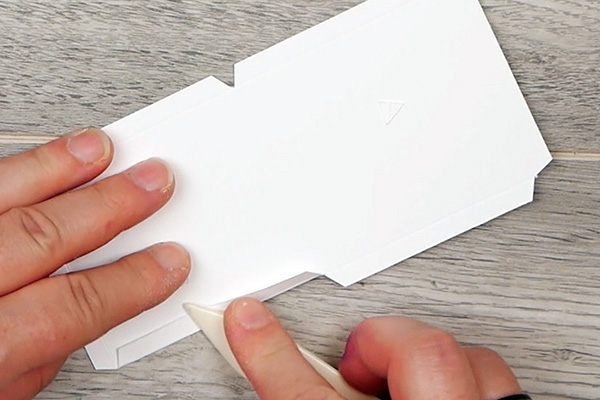 Folding the inside cover of an art paperclip